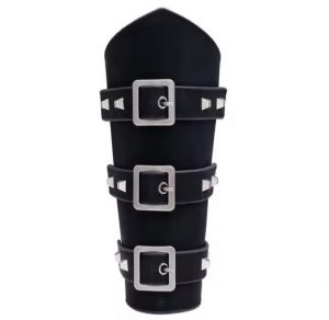 Brazalete de cuero vikingo color negro y correas con ebillas. - Imagen 3